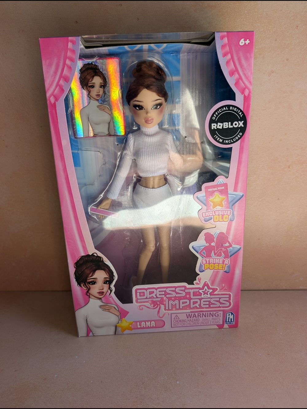 Dress to Impress Lana Doll - White Outfit